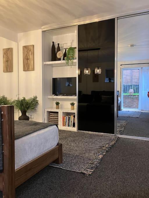 The Studio In The Annex Apartment Potters Bar Exterior foto
